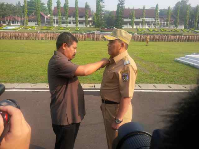 Hari Ini JWS Terima Lencana Emas Abdi Bakti Tani Nelayan di Malang